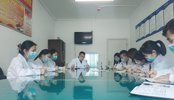 教育是護(hù)理的基礎(chǔ)-全面的專業(yè)知識，熟練的專業(yè)技能，為您架起通往健康的幸福橋梁